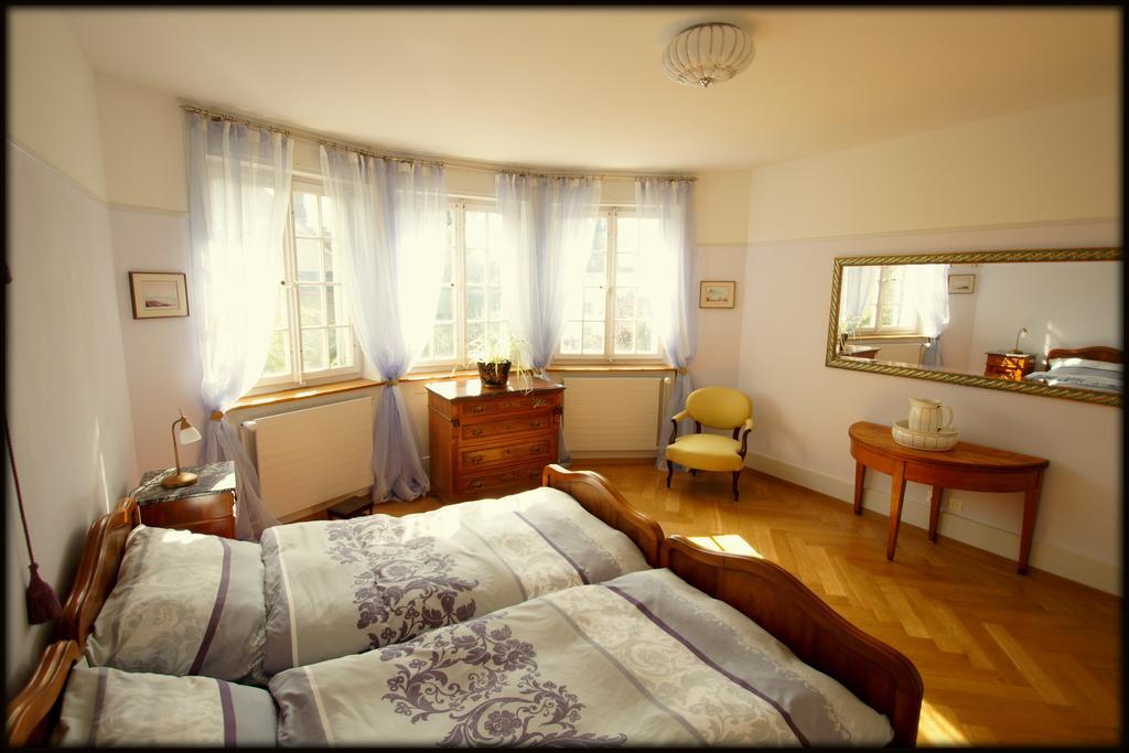 Bed And Breakfast Wildrose Bern Kamer foto